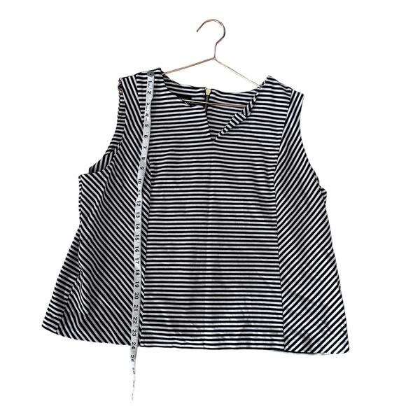 TALBOTS striped sleeveless top with v neck size 3X petite - Picture 3 of 6